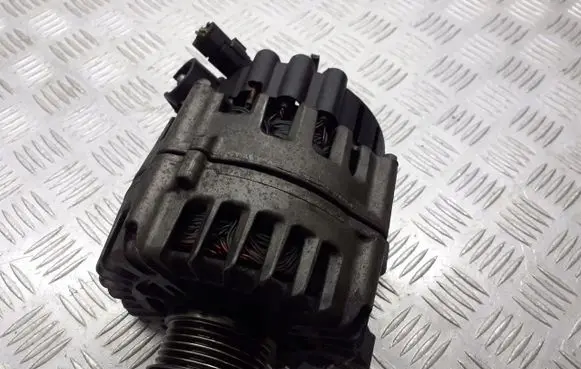 Citroen C4 I Picasso Generator/alternator 9661544880