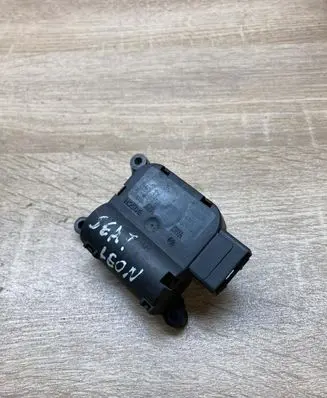 Seat Leon (1M) Air flap motor/actuator 1K0907511 0132801345