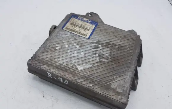 Peugeot 806 Engine control unit/module 9634281380 R04010021