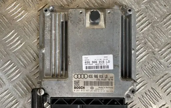 Audi A4 S4 B7 8E 8H Engine control unit/module 03G906016LQ 03G906016L 0281013887