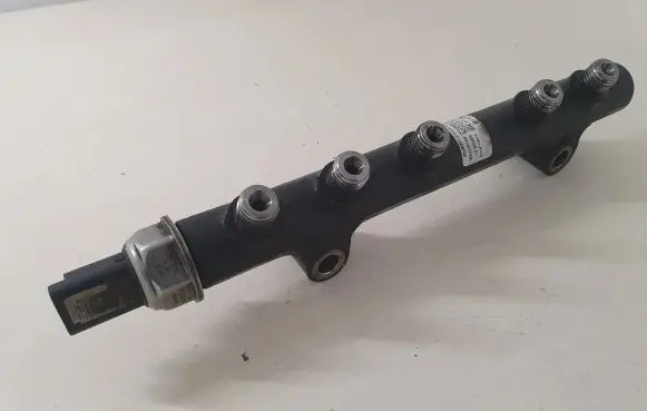 Peugeot 508 Fuel main line pipe 9684753080