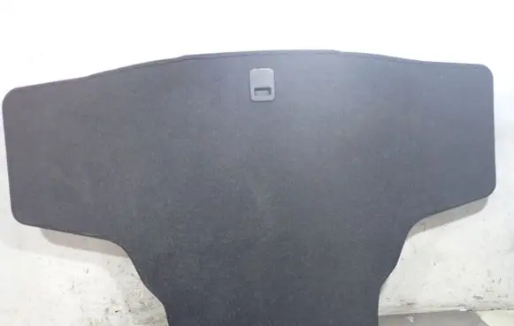 Infiniti M Tailgate trim