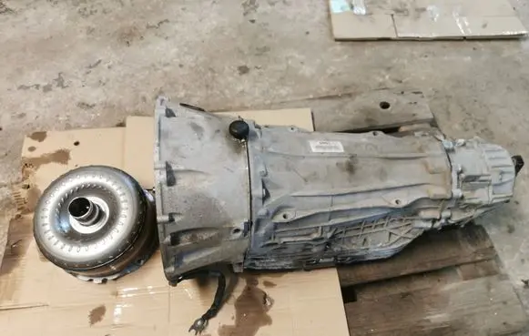 Mercedes-Benz C AMG W205 Automatic gearbox 2052707502 A7252800300