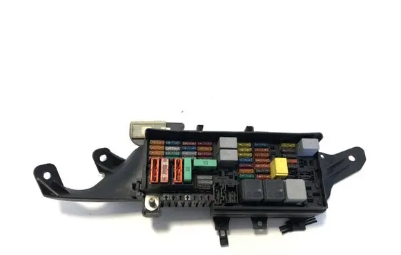 Mercedes-Benz ML W164 Fuse module A1645403372 A0025428119 A0025427219