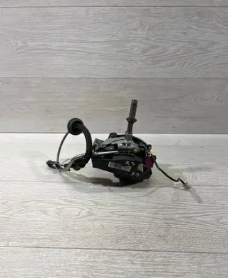 BMW X3 E83 Gear shifter/selector 3420339