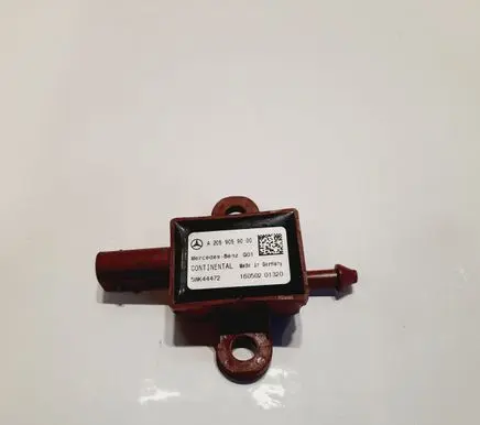 Mercedes-Benz C W205 Airbag deployment crash/impact sensor A2059059000