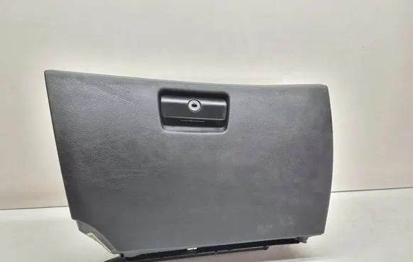 BMW X5 E53 Glove box 8408845