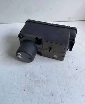 Volkswagen Golf III Vacuum pump 357962257