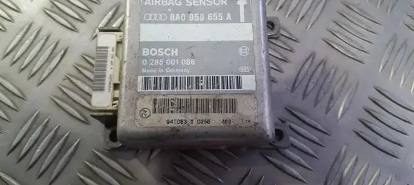 Audi A4 S4 B5 8D Airbag control unit/module 8a0959655a 0285001086