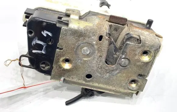 Citroen C3 Rear door lock 56316780