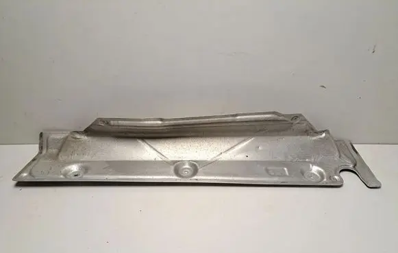BMW X7 G07 Exhaust heat shield 7424935