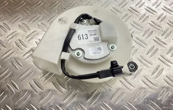 Lexus RX 450H Hybrid/electric vehicle battery fan G923048060 1173006132