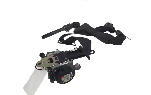 Volvo V60 Front seatbelt 39800481