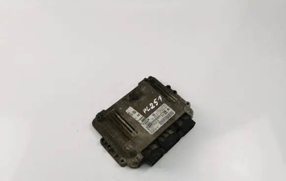 Peugeot 206 Engine control unit/module ECU 9656709780 0281011783