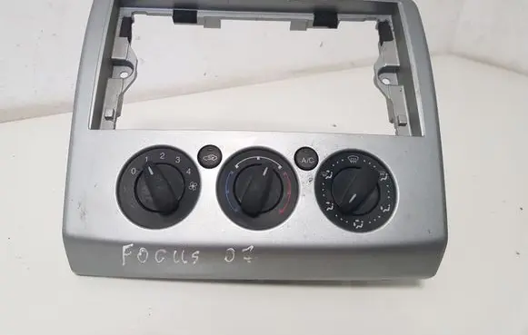 Ford Focus Climate control unit 69607003