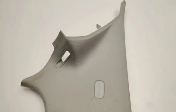 Mercedes-Benz C W205 (D)pillar trim (top) A2056906801