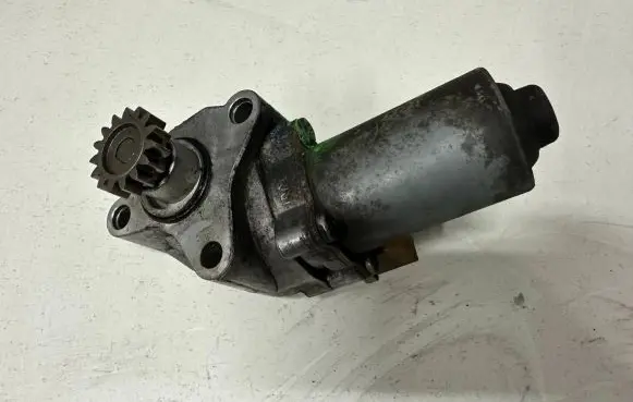 BMW 5 E60 E61 Gearbox-reducer motor 7537077 13774410 8514220222
