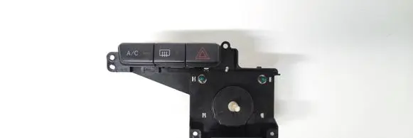 Toyota Yaris Hazard light switch 758294