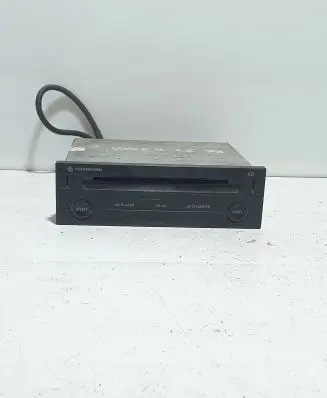 Volkswagen Golf IV CD/DVD changer H0002S0001 VWZ5Z8C7008557