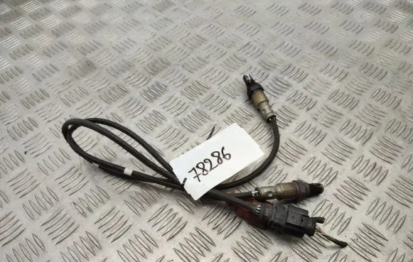 Volkswagen Golf VII Lambda probe sensor 04E906262A 04E906262