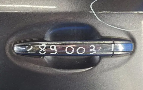 Toyota Prius+ (ZVW40) Front door exterior handle 6921174020A0