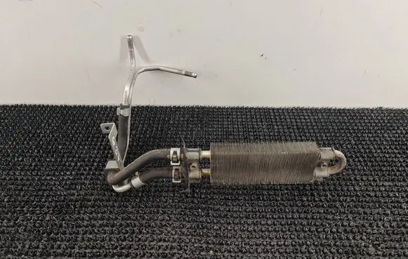 Infiniti G37 Power steering radiator 