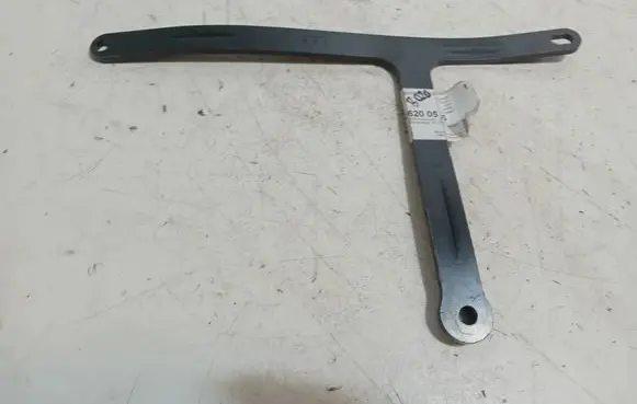Mercedes-Benz E W212 Top upper radiator support slam panel A2126200585 1175A
