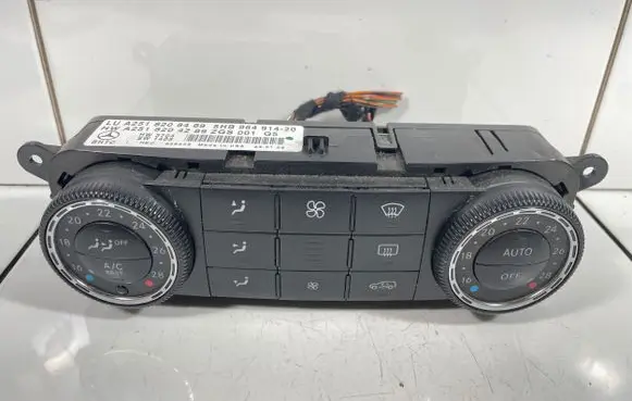 Mercedes-Benz ML W164 Climate control unit A2518204289 5HB96491420 A2518208489