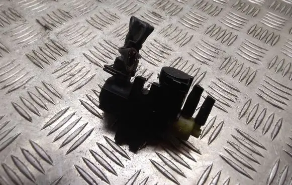 Opel Zafira B Turbo solenoid valve 70308500 8981056561