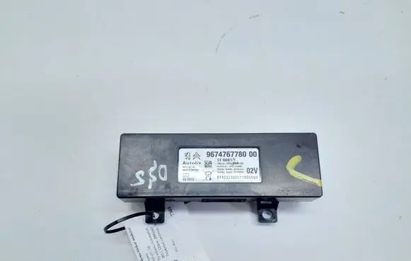 Citroen DS5 Bluetooth control unit module 9674767780