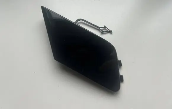 Audi RS Q3 Front tow hook cap/cover 83A807241B