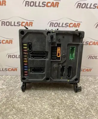 Volkswagen Sharan Fuse module S120042300A