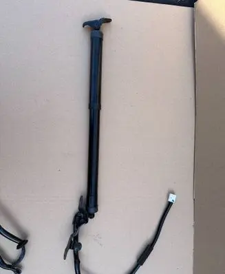 Toyota RAV 4 (XA40) Tailgate/trunk strut/damper 6892042042 8020520300
