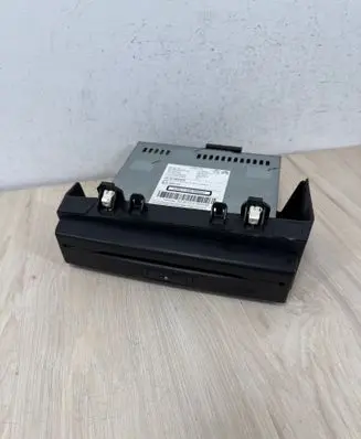 Citroen C4 Grand Picasso Radio/CD/DVD/GPS head unit 98105176ZD 039374500 10R0411012