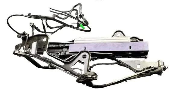 Volvo C70 Tailgate/trunk/boot hinge 09466636