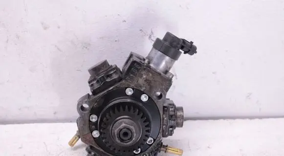 Fuel injection high pressure pump