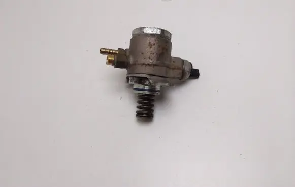 Skoda Fabia Mk2 (5J) Fuel injection high pressure pump DE131213171049 03C127026P