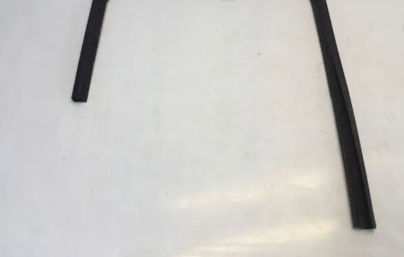 Nissan Juke II F16 Rear door glass trim molding 823306PA0B