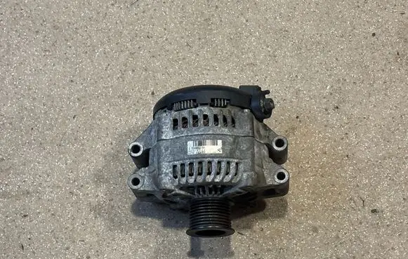 BMW M4 F82 F83 Generator/alternator 7848603