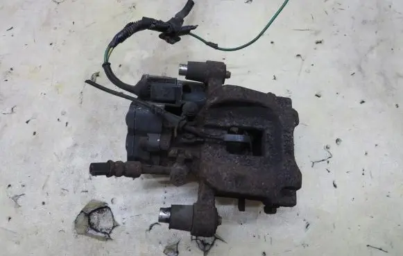 Jaguar XE Rear brake caliper FK72-2K327-BC