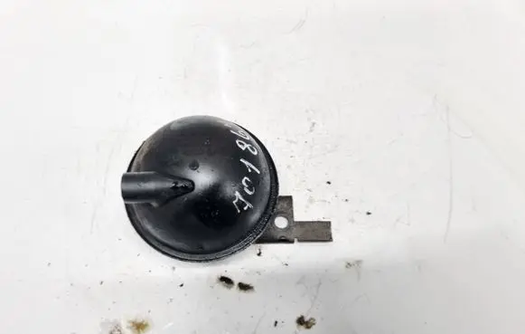 Vacuum air tank