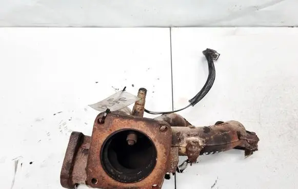 Dodge Grand Caravan Exhaust manifold 04781039AA