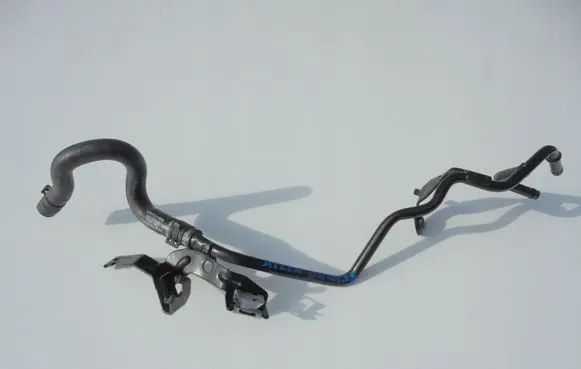 Seat Ateca Engine coolant pipe/hose 5Q0122157CL