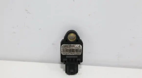Citroen C-Crosser Airbag deployment crash/impact sensor 8651A002 39754C
