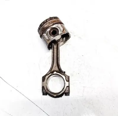 Toyota Corolla Verso AR10 Piston with connecting rod