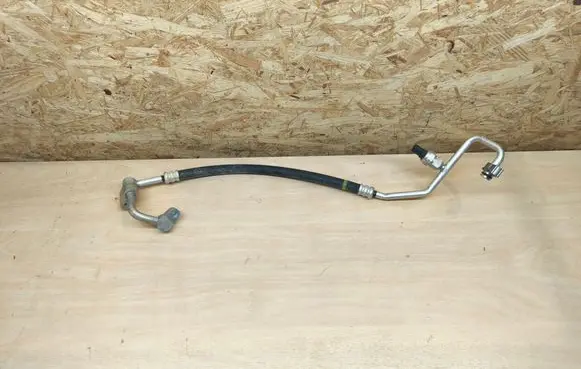 Air conditioning (A/C) pipe/hose