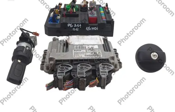 Peugeot 207 Engine ECU kit and lock set 0281012465 9661004480 9653958980