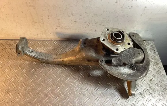 Porsche Macan (95B) Front wheel hub 95B401253F