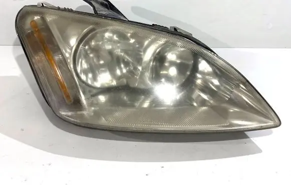 Ford Focus C-MAX Headlight/headlamp 