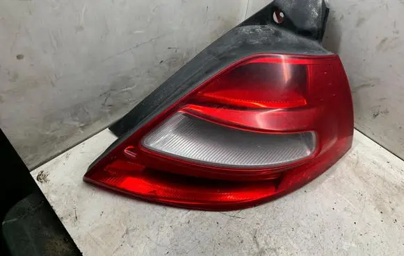 Rear/tail lights